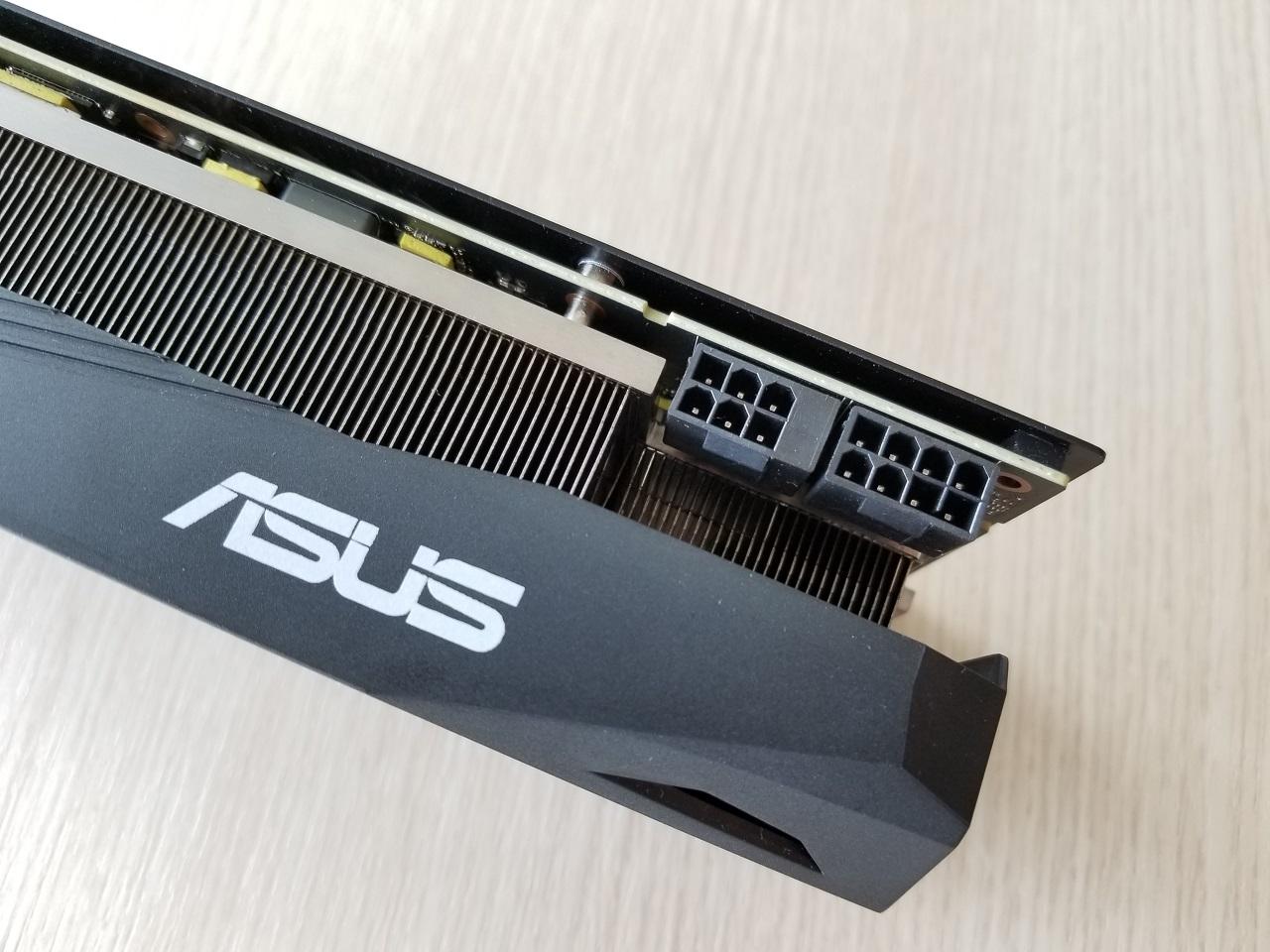 Giao diện cổng kết nối của ASUS Dual RTX 2080 OC 8GB