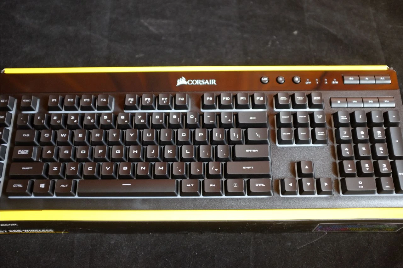 Hình ảnh Corsair K57 RGB Wireless Gaming Keyboard